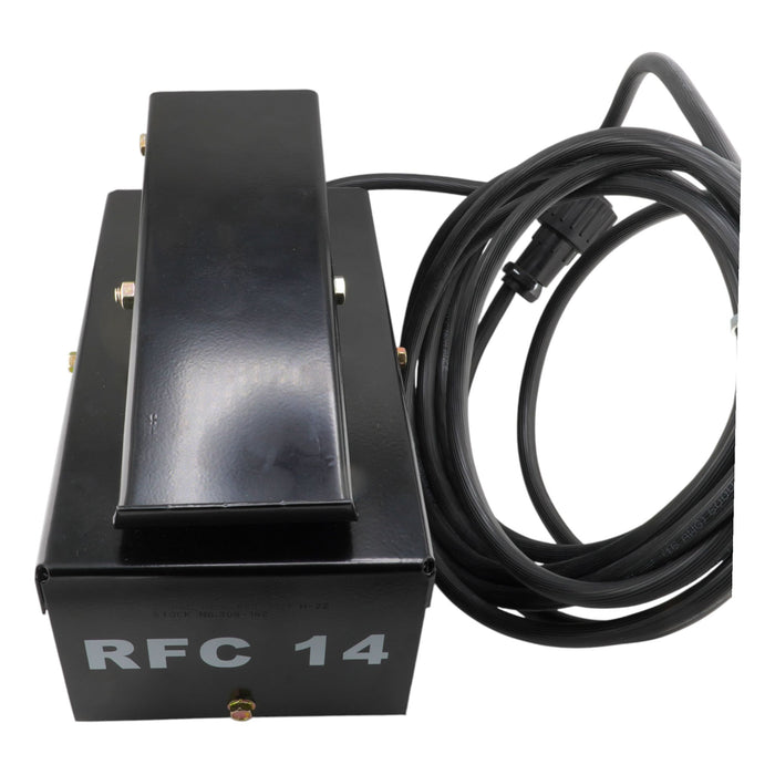 Miller style Comparc foot pedal RFC-14 308-182 Front view with wire