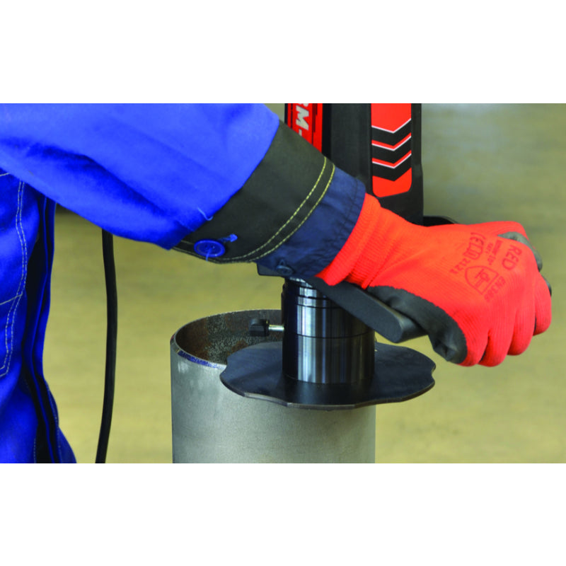 Steelmax BM7 portable plate and pipe beveling machine in use on pipe