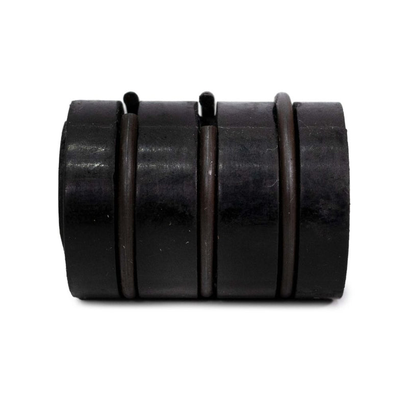 black tweco nozzle insulator zoomed in on o rings for conencting mig nozzle